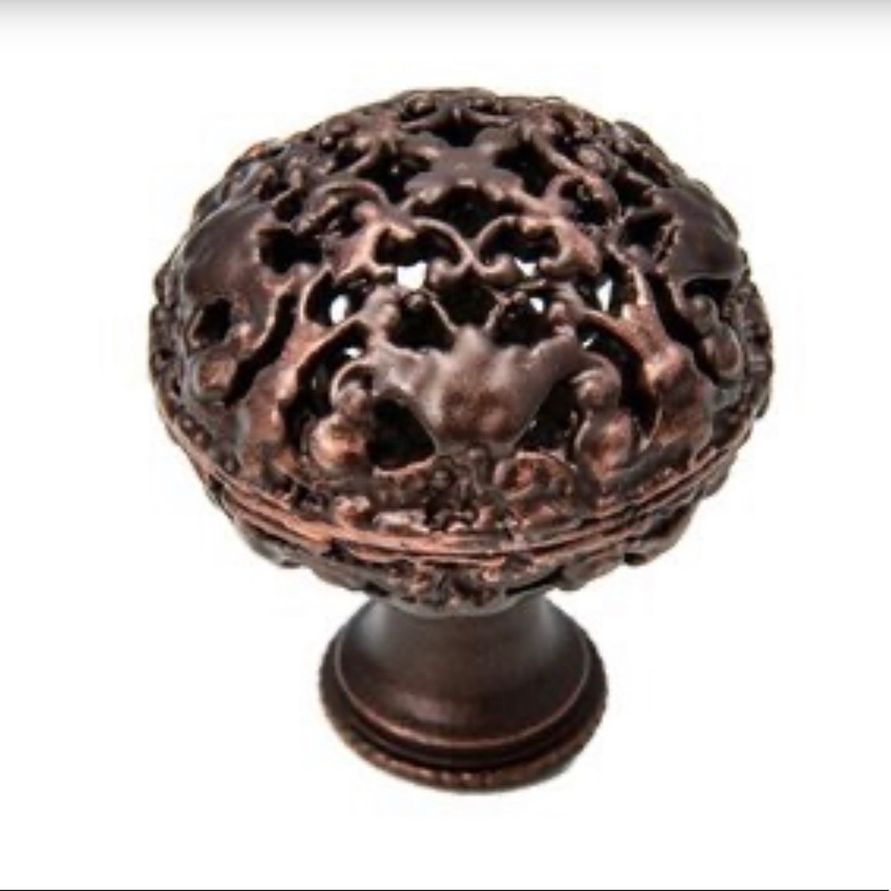 NWT Carpe Diem Juliane Grace large knob - 1 1/2”